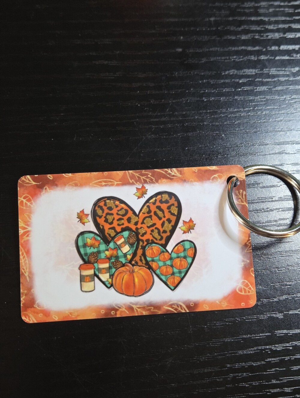 Autumn Hearts Decorative Keycard Keychain - Orange Pumpkin Design
